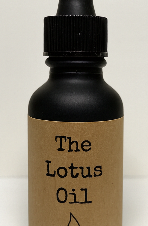 The Lotus Oil – Apricot Oil Infused with Real Flowers (30ml)